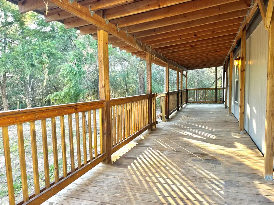 194 Split Oak Rd, Smithville, TX 78957 - #3