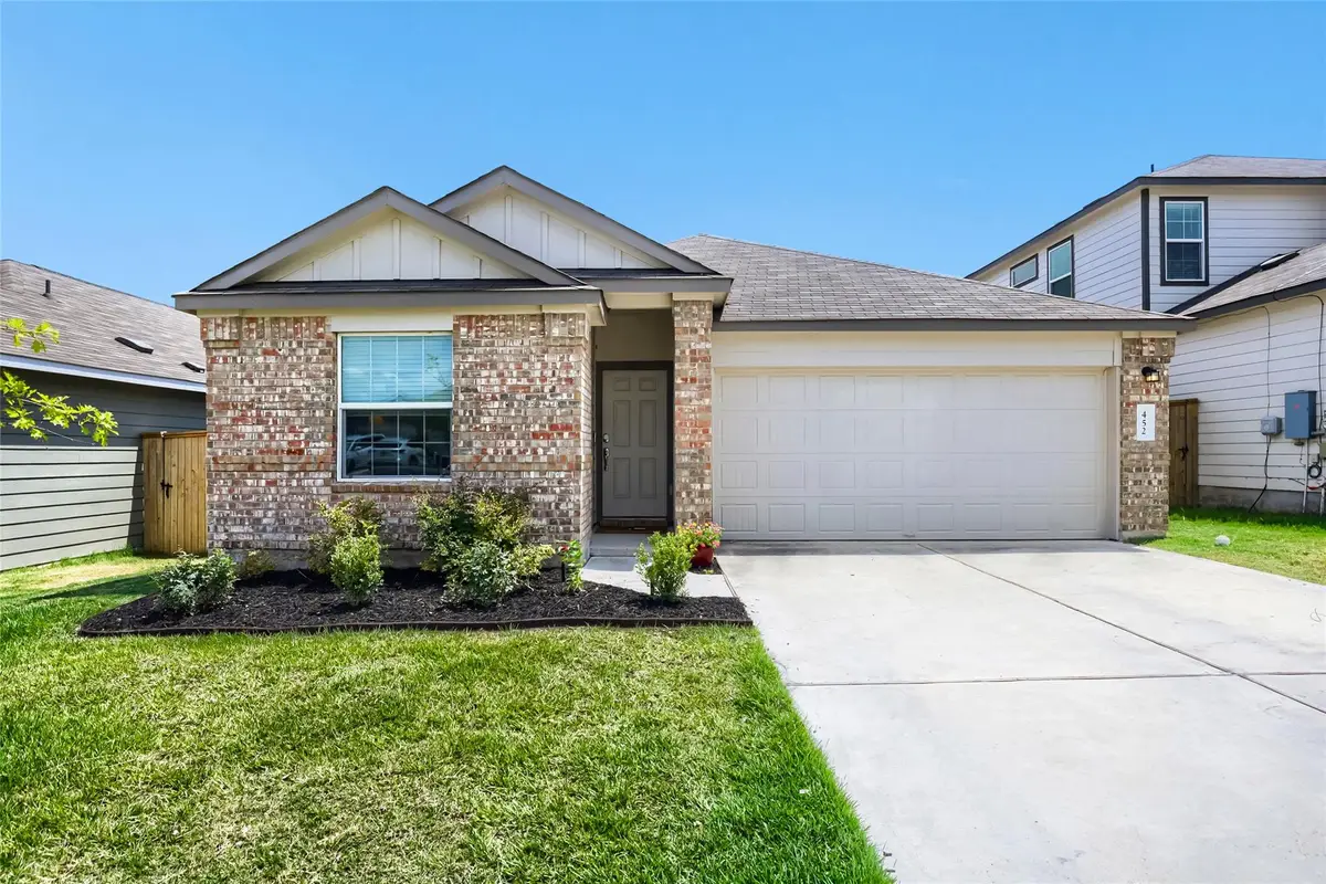 452 Perfect World Loop, Jarrell, TX 76537 - #1