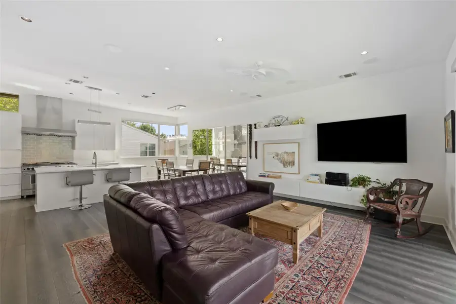 2105 Goodrich Ave #7, Austin, TX 78704 - #3