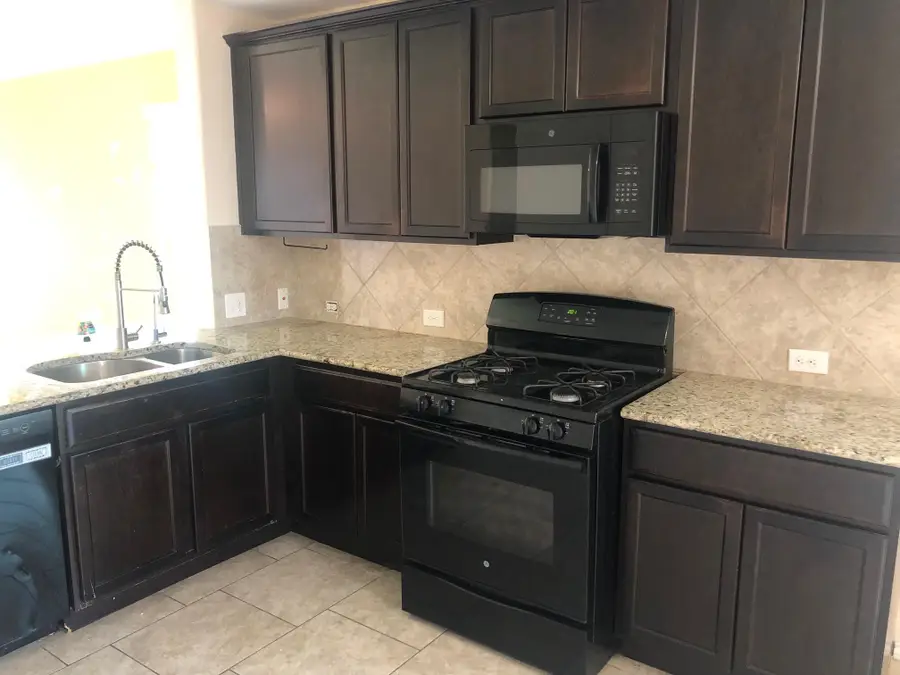 3505 Breckenridge Dr, Austin, TX 78744 - Image #3