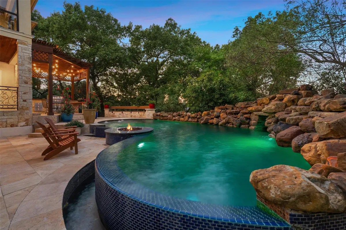 9308 Travertine Cv, Austin, TX 78735 - Image #1