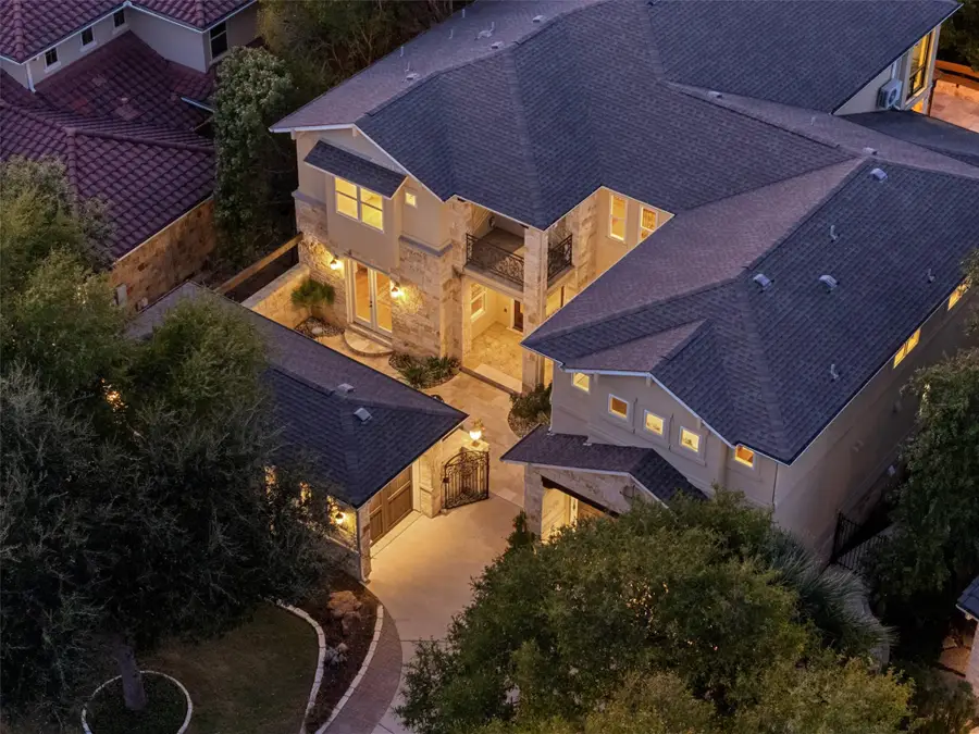 9308 Travertine Cv, Austin, TX 78735 - Image #2