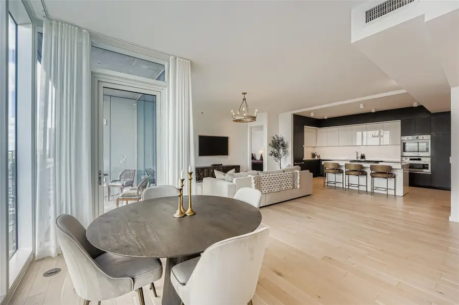313 W 17th St #1404, Austin, TX 78701 - #3