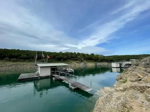 17801 Moon Rise Cv, Jonestown, TX 78645