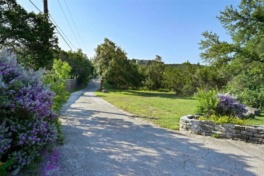 167 N Tumbleweed Trl, Austin, TX 78733 - Image #3
