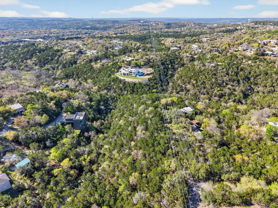 1 Jousting Pl, Austin, TX 78746 - #3