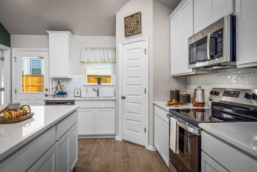 200 Mclintock Rd, Jarrell, TX 76537 - Image #3