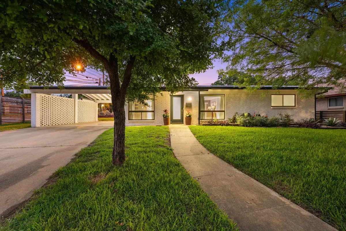 1723 Fawn Dr, Austin, TX 78741 - #1