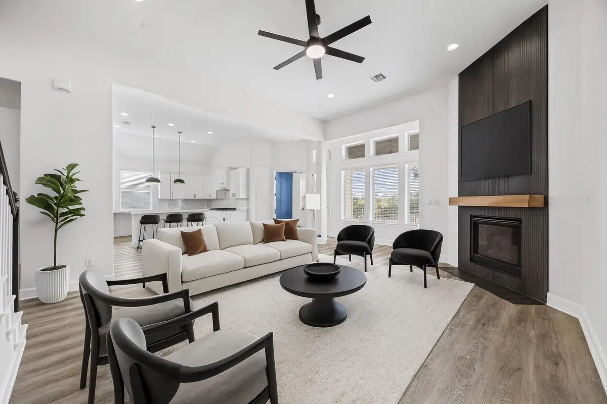 162 Topaz Cir, Dripping Springs, TX 78620 - Image #1