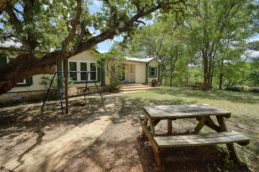243 Piney Ridge Dr, Bastrop, TX 78602 - #2