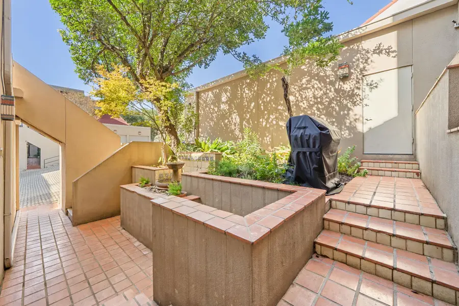 1707 Spyglass Dr #110, Austin, TX 78746 - Image #2