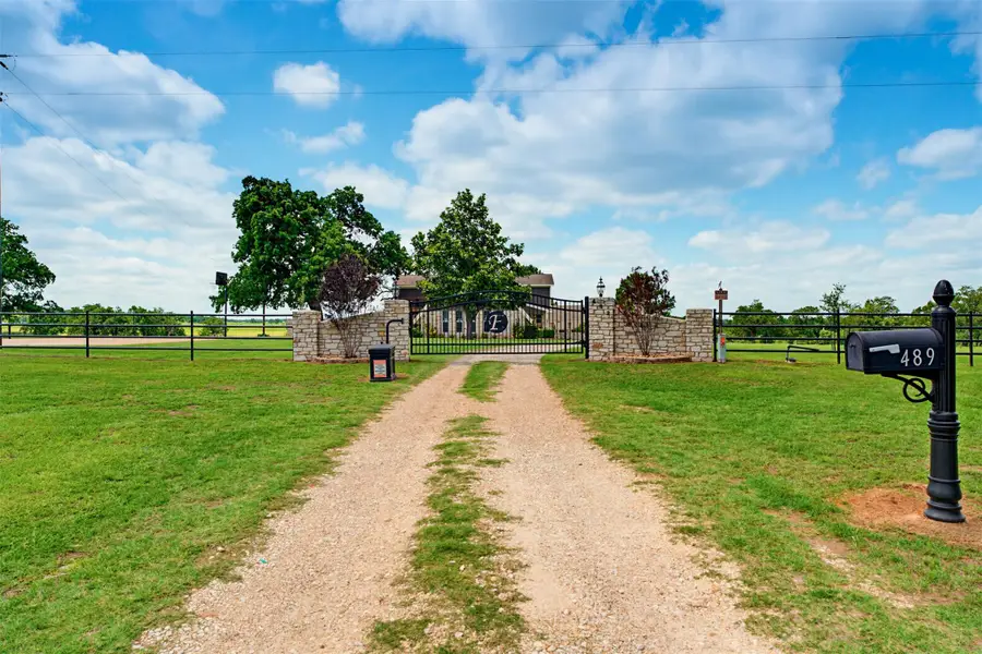 489 Boyd Ln, Rockdale, TX 76567 - #3