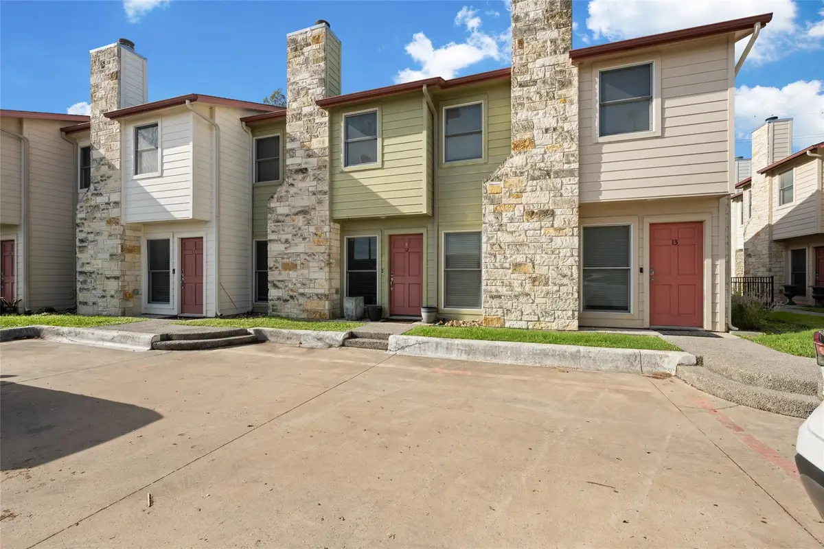 6900 E Riverside Dr #12, Austin, TX 78741 - Image #1
