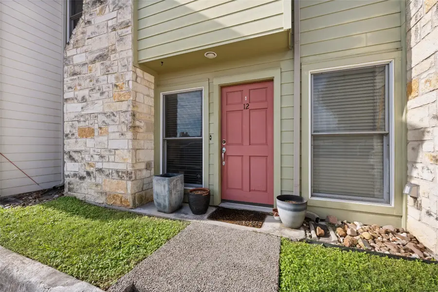 6900 E Riverside Dr #12, Austin, TX 78741 - Image #3