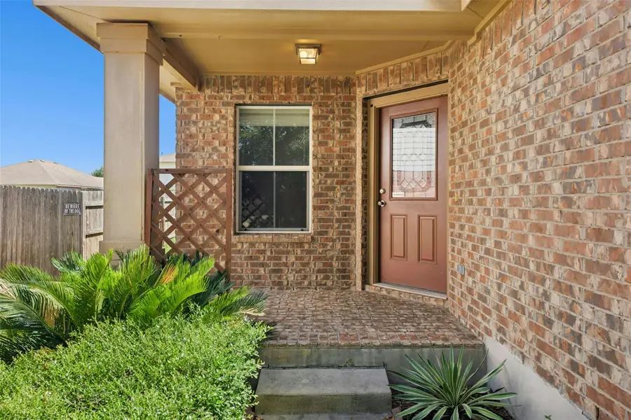 207 Wild Cat Dr, Bastrop, TX 78602 - #2