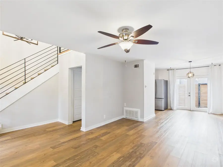 6211 Manor Rd #107, Austin, TX 78723 - #2