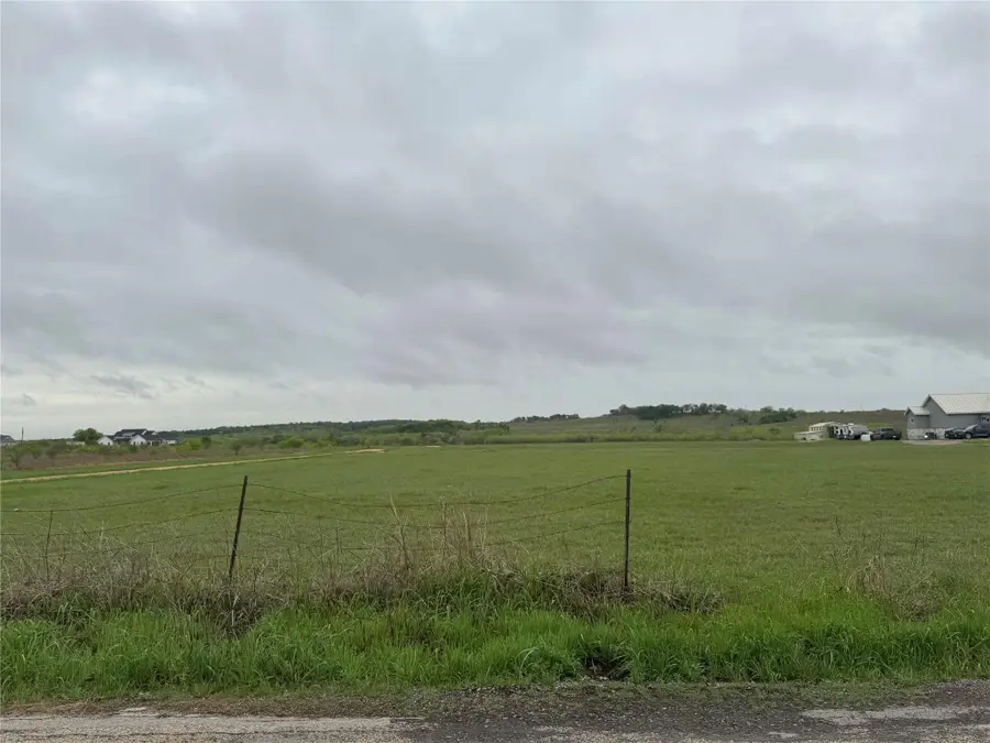 109 Black Ankle Rd, Lockhart, TX 78644 - Image #2