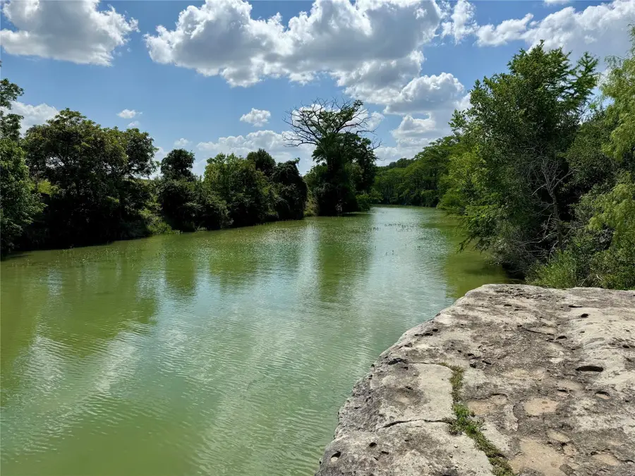 202,204,208 Thomas Oaks Dr, Wimberley, TX 78676 - Image #2