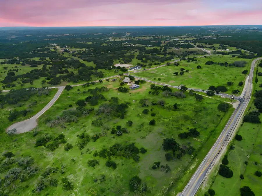 000 Muy Alto Ranch Dr, Harper, TX 78631 - #3