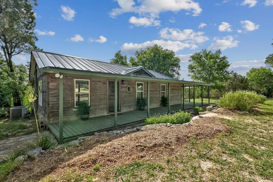 120 Buena Vista Vis, Blanco, TX 78606 - Image #3