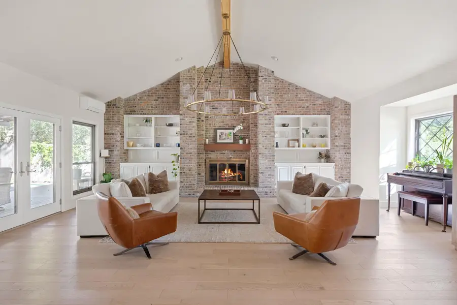 4704 Wild Briar Pass, Austin, TX 78746 - #2