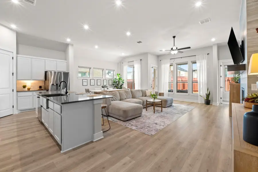 2304 Cantata Cv, Round Rock, TX 78681 - Image #3