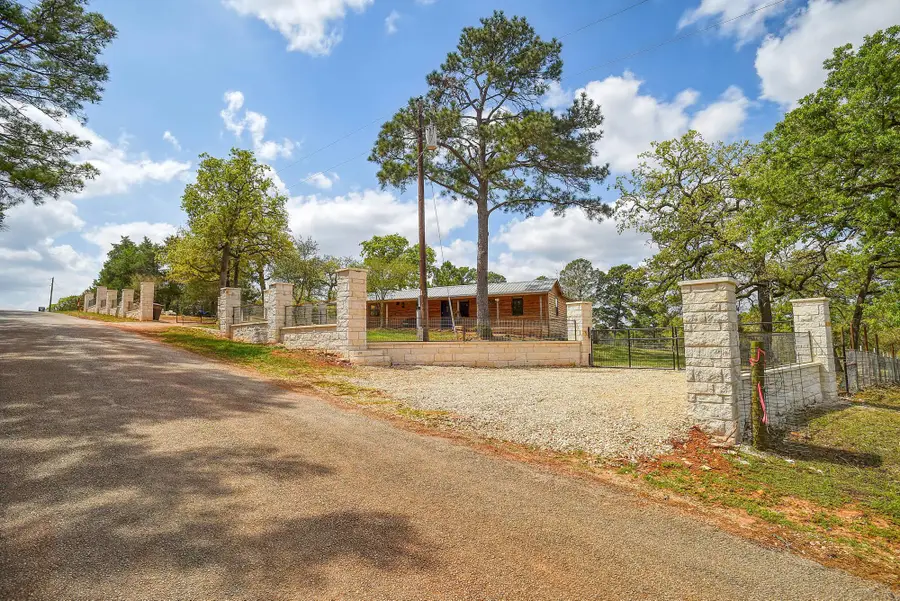 254 Copeland Hill Rd, Smithville, TX 78957 - #2