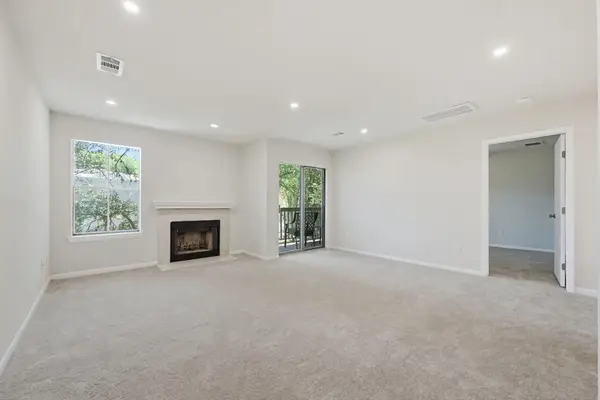 4500 E Oltorf St #A120, Austin, TX 78741