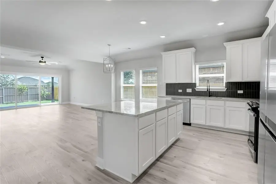 115 Red Oak Pl, Bastrop, TX 78602 - Image #3