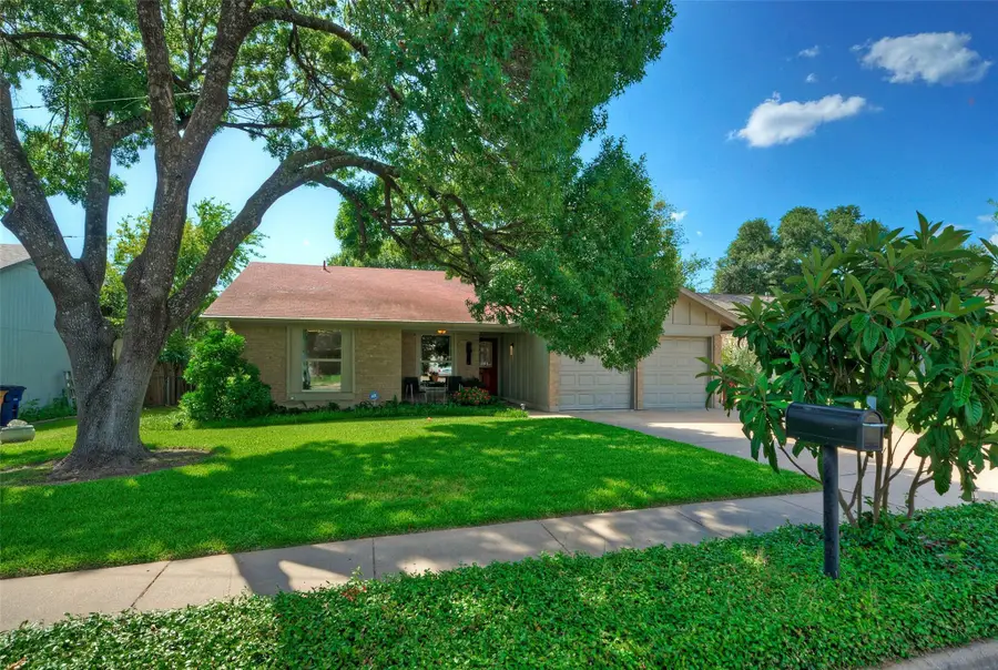 10606 Barnhill Dr, Austin, TX 78758 - #2