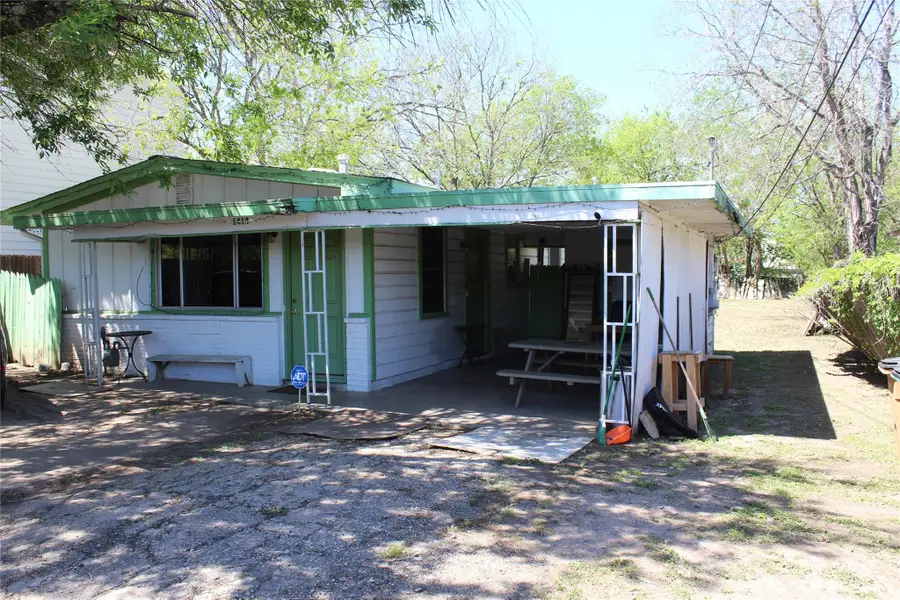 1414 Vargas Rd, Austin, TX 78741 - #2
