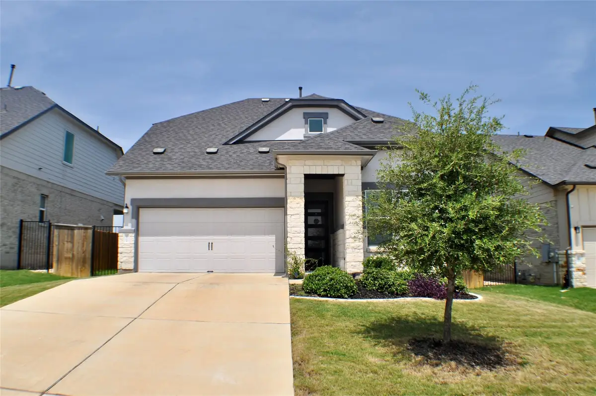 11704 Dillon Falls Dr, Austin, TX 78747 - #1