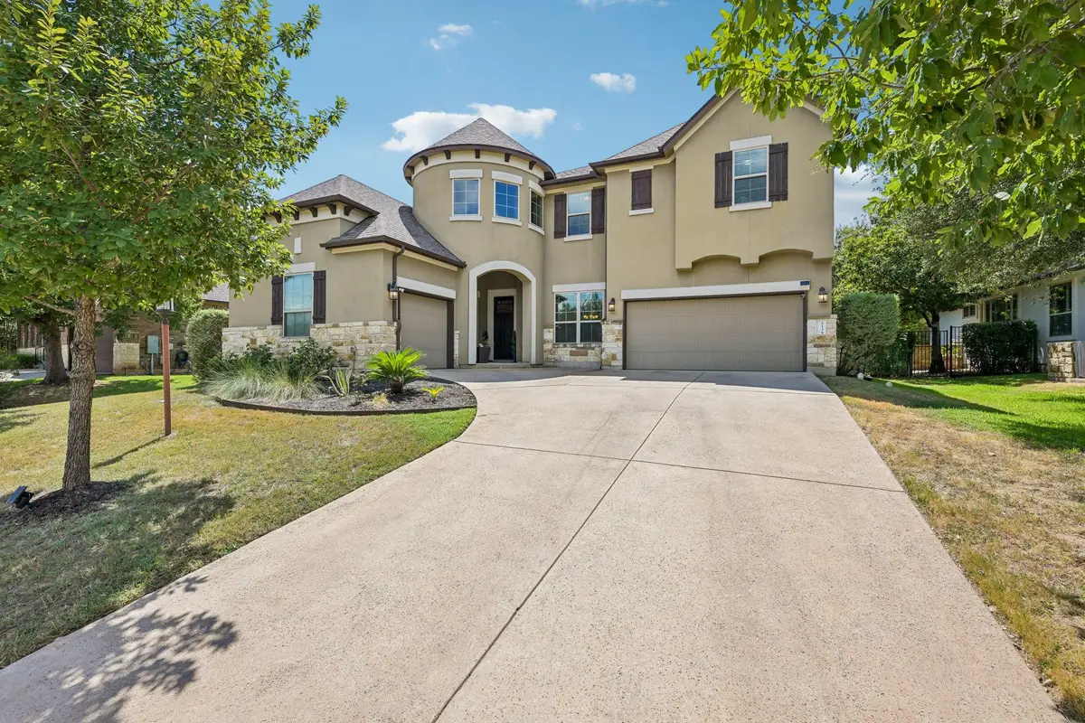 213 Lake Como Dr, Lakeway, TX 78734 - #1