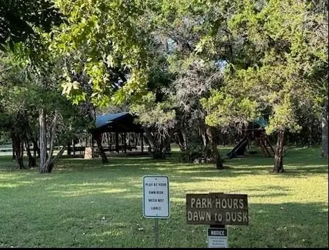 401 Mountain Crest Dr, Wimberley, TX 78676 - Image #2