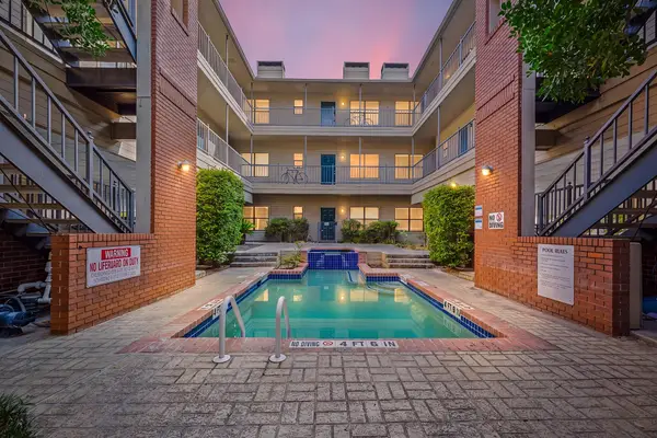 106 E 30th St #308, Austin, TX 78705