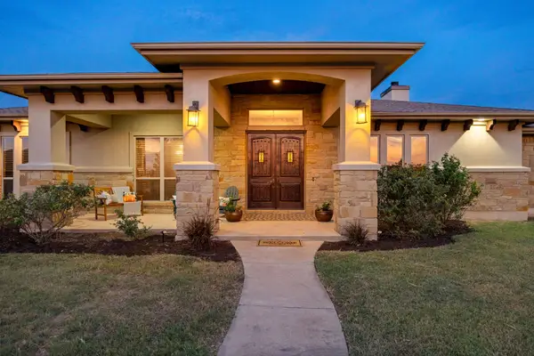 209 Stonehouse Dr, Liberty Hill, TX 78642