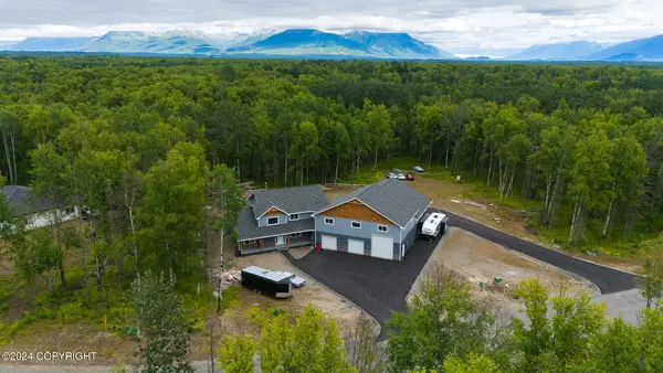 7650 N Aileron Circle, Palmer, AK 99645