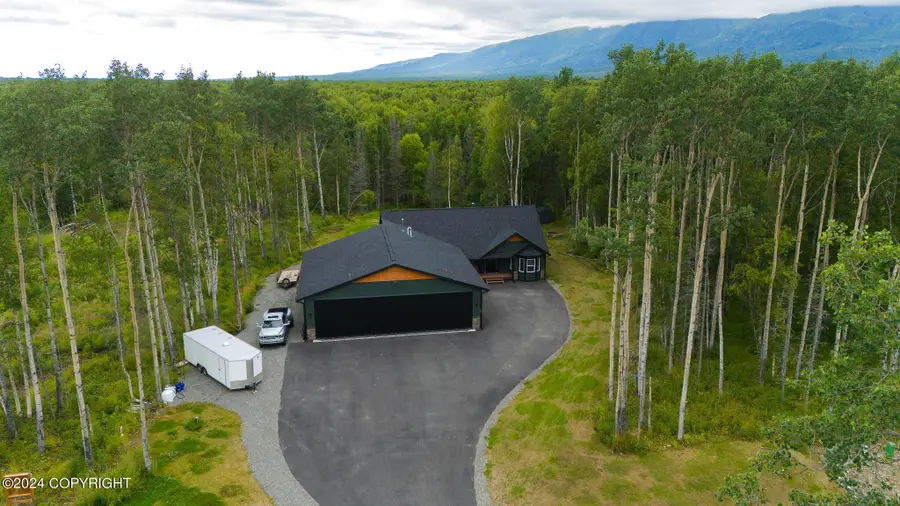 7650 N Aileron Circle, Palmer, AK 99645 - Image #3
