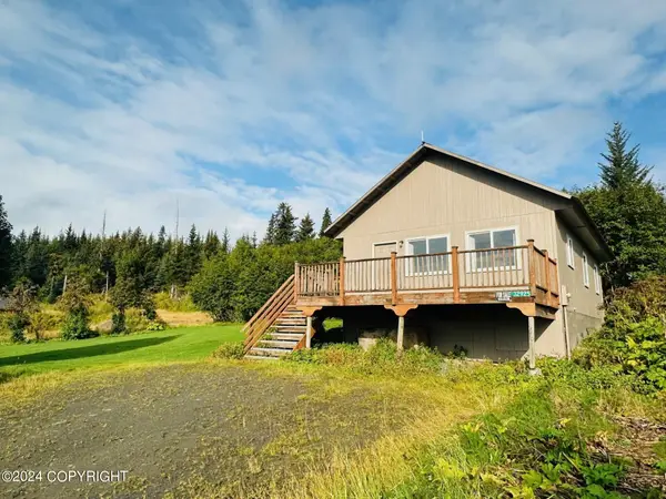 32925 Voznesenka Road, Homer, AK 99603