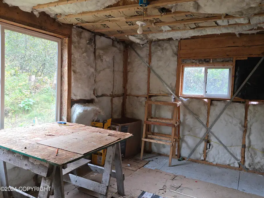 8054 S Bending Birch, Palmer, AK 99645 - Image #3