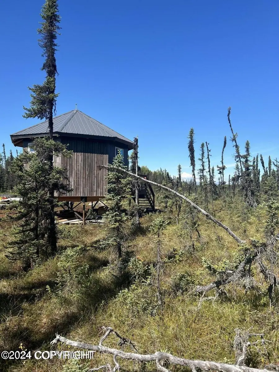 21682 S Surprise Circle, Trapper Creek, AK 99683 - Image #2