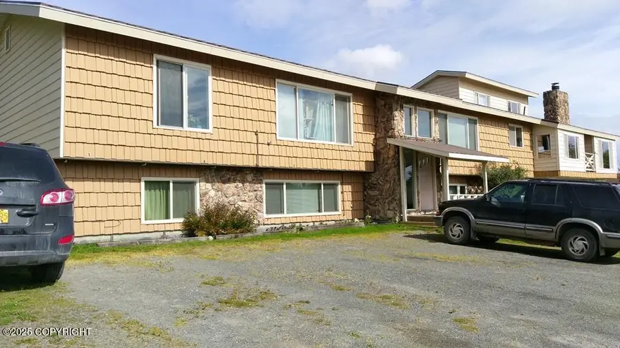 106 E Bayview Avenue, Homer, AK 99603 - Image #2