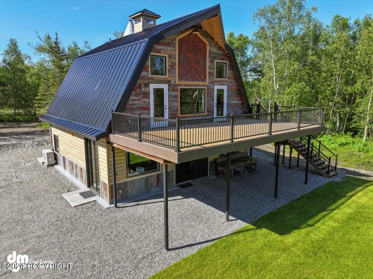 555 S Lower Road, Palmer, AK 99645 - Image #1