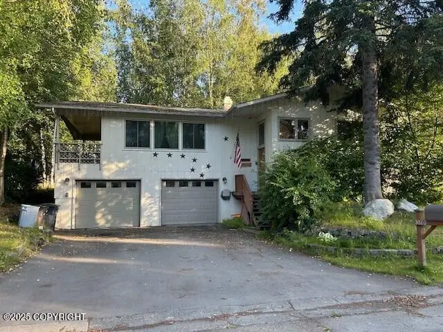5240 E 42nd Avenue, Anchorage, AK 99508 - Image #2