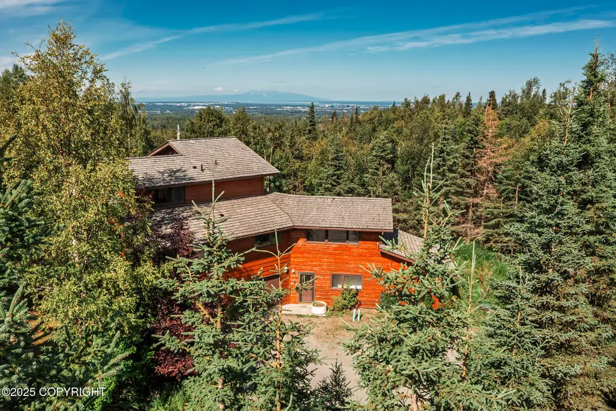 6815 Double Tree Court, Anchorage, AK 99507 - Image #2