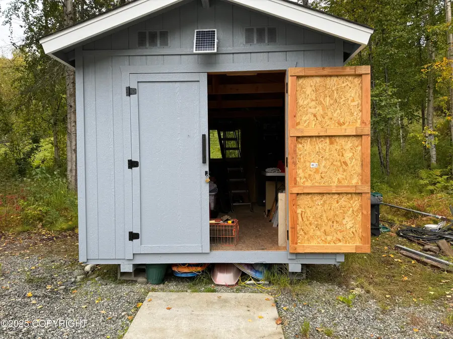 12901 N Barrington Loop, Willow, AK 99688 - Image #3