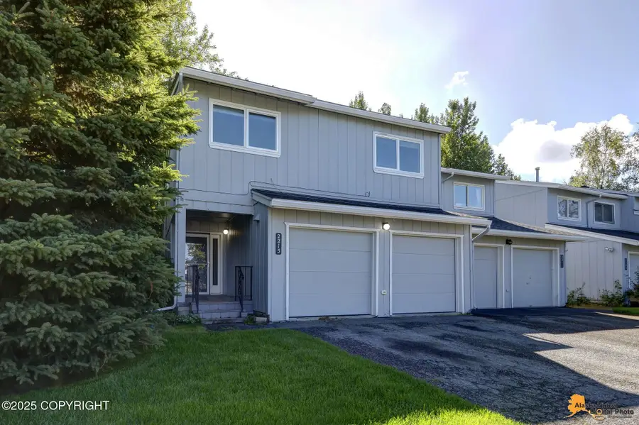 2215 Sunburst Circle, Anchorage, AK 99501 - Image #2