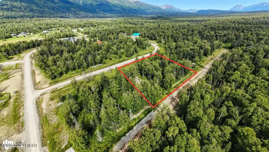 9475 E Hatcher Landing Avenue, Palmer, AK 99645 - Image #2