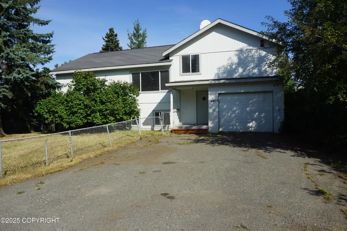 6811 E 11th Avenue, Anchorage, AK 99504 - Image #1