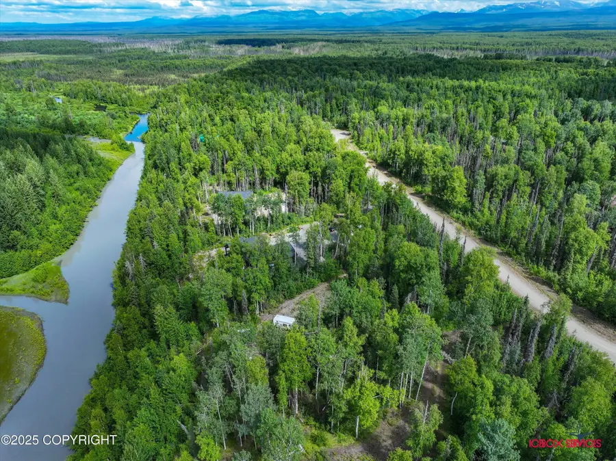 54920 S Salmon Run Road, Willow, AK 99688 - Image #2